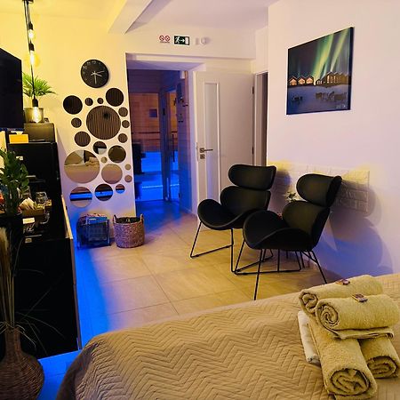 Sauna Studio Near Centre/Airport 布拉格 外观 照片
