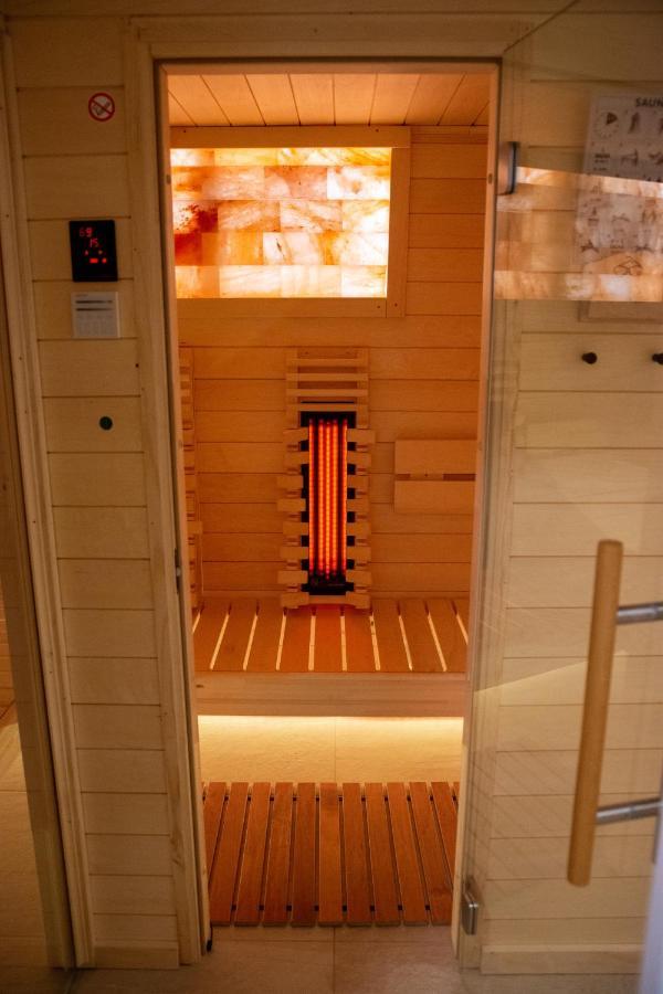 Sauna Studio Near Centre/Airport 布拉格 外观 照片